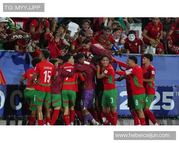 欧冠:巴黎圣日耳曼击败曼联,莫雷亚尔梅开二度帮助球队晋级四强 欧冠:巴黎圣日耳曼击败曼联,莫雷亚尔梅开二度帮助球队晋级四强