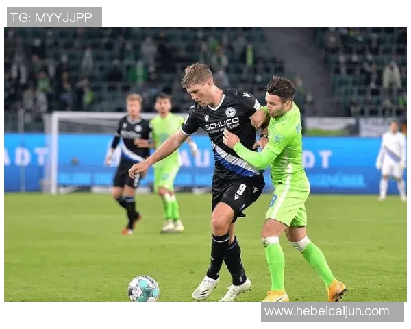 沃尔夫斯堡势挽狂澜,德甲榜形势激烈竞争激烈 沃尔夫斯堡势挽狂澜,德甲榜形势激烈竞争激烈