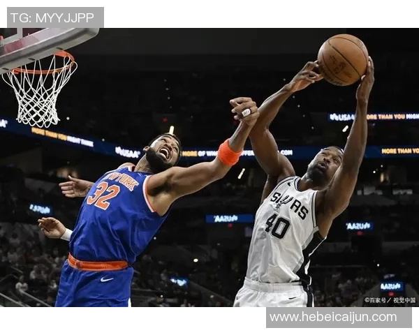 米切尔变身表现势不可挡,爵士卫冕赛首胜马刺 米切尔变身表现势不可挡,爵士卫冕赛首胜马刺