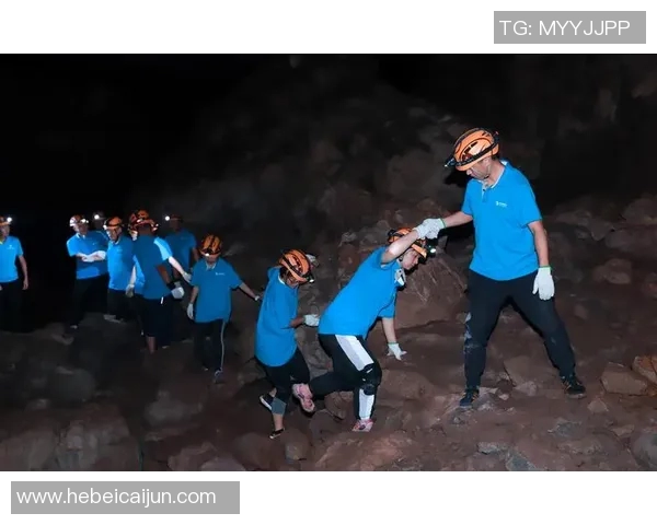 黑冰睡袋的温暖守护与极限探险的完美结合体验